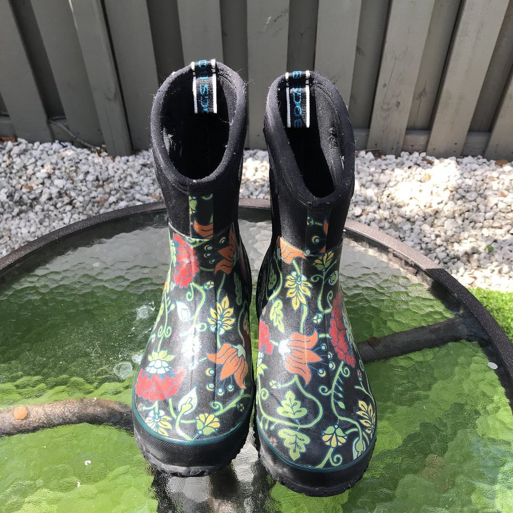 BOGS Classic Mid Autumn II Size 7